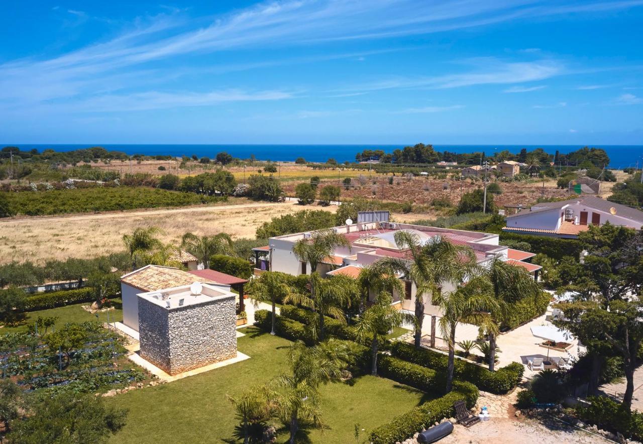 Residence I Faraglioni Scopello  Buitenkant foto